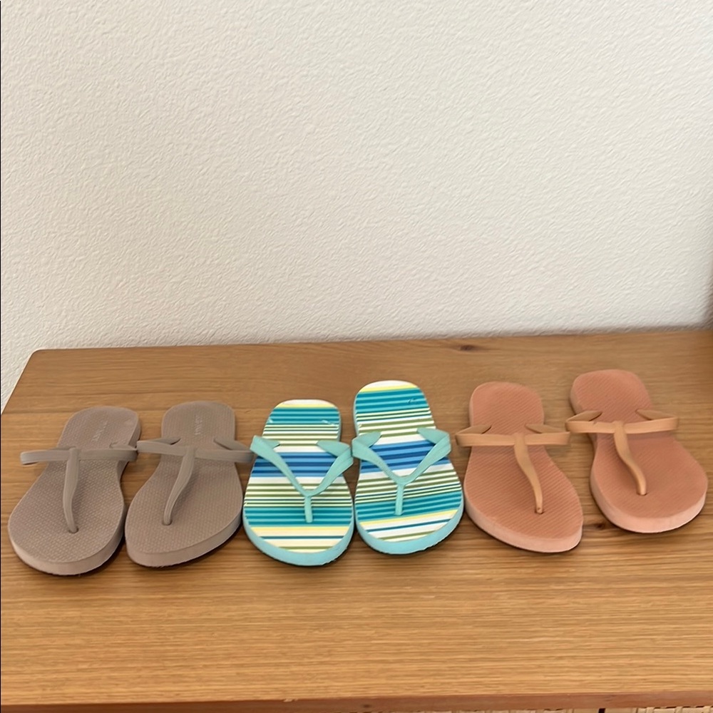 Women’s Flip Flops Set - Gray, Blue, and Tan